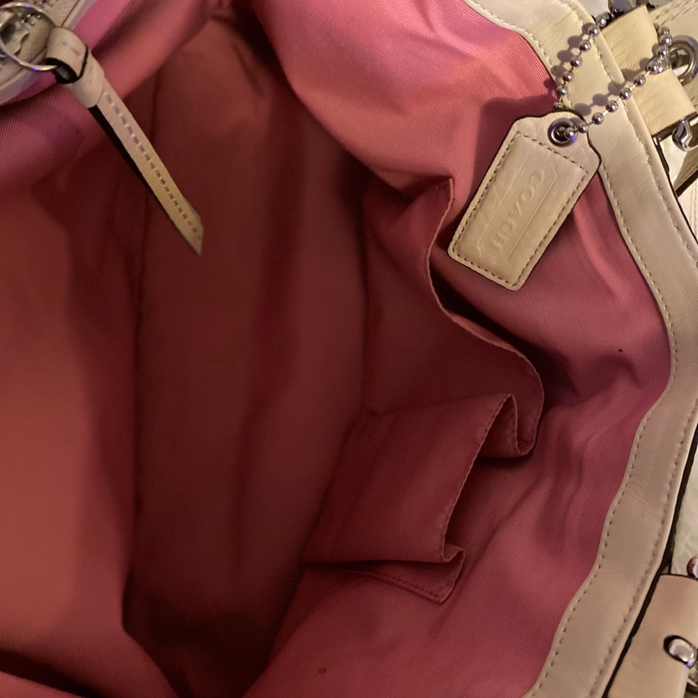 COACH A1072 F13733 Soho Cream Pebbled Leather Pleated Tote - Picture 11 of 11